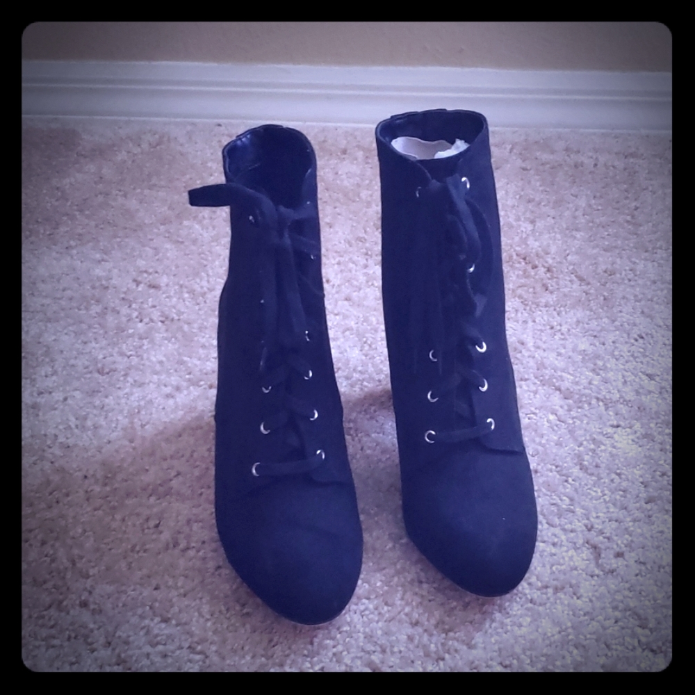 Black, lace up heel, booties